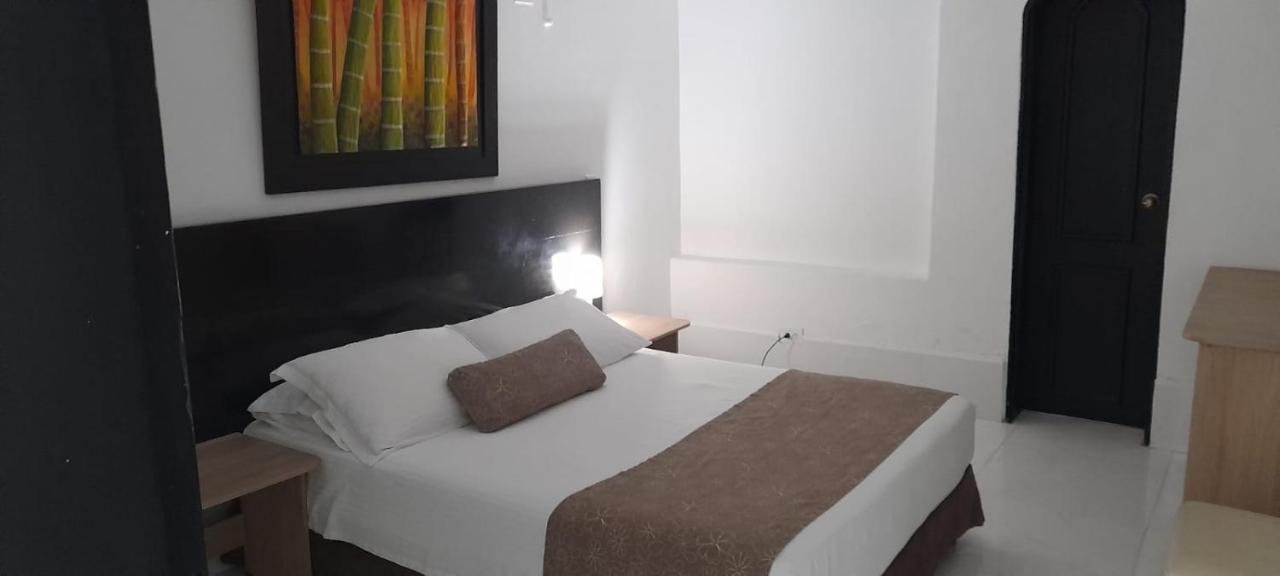 Like Hotel